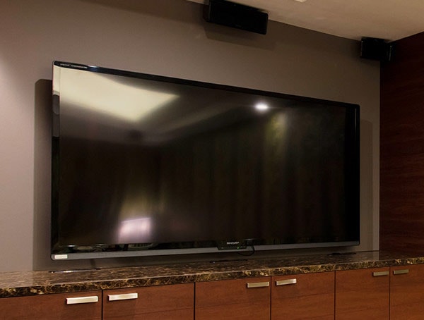 液晶60型TV,サラウンドシステム